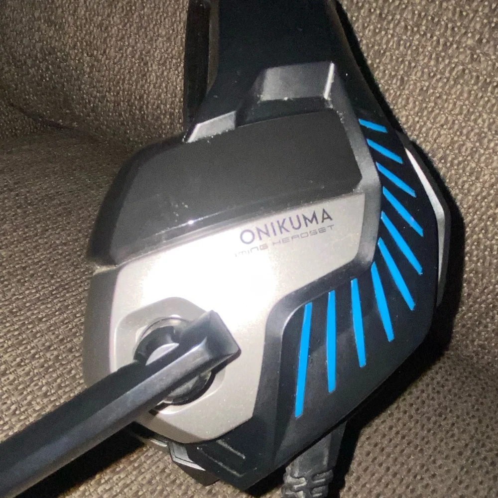 Onikuma K5 Pro Gaming Noise Cancelling Headset - Like New - PS4/PS5 - PC - XBOX